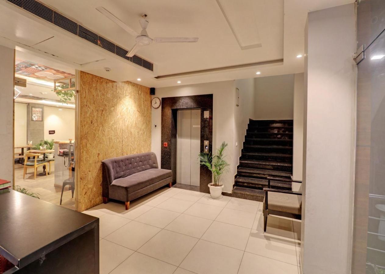 Hotel Mystic Inn ชัยปุระ ภายนอก รูปภาพ