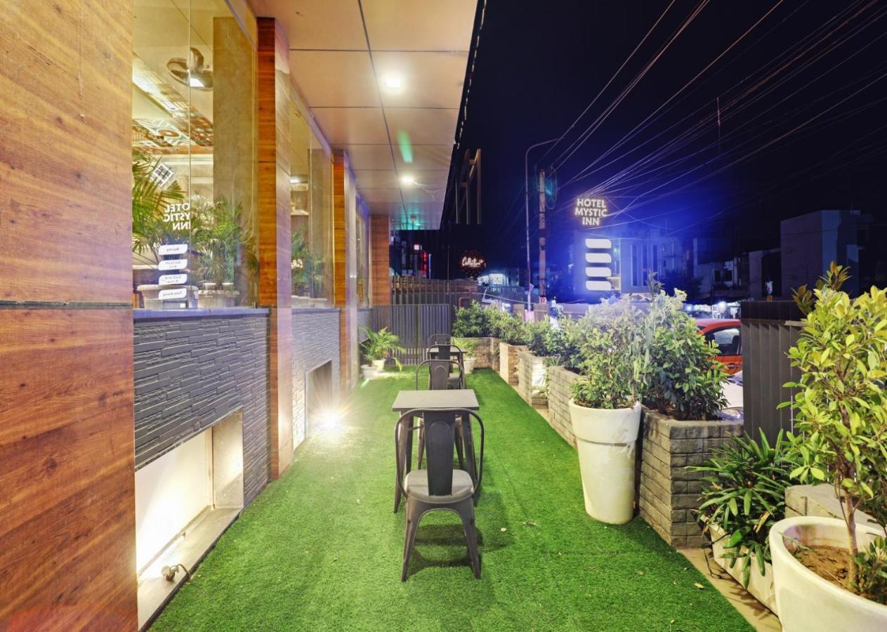 Hotel Mystic Inn ชัยปุระ ภายนอก รูปภาพ